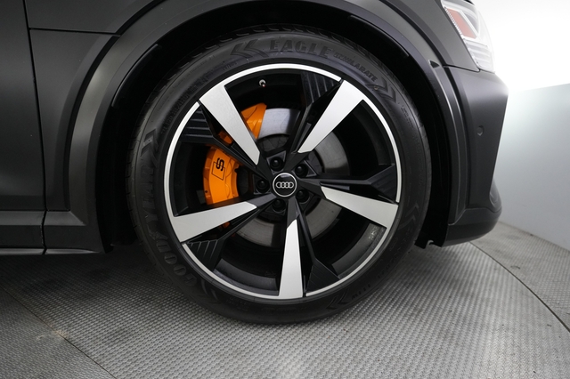 2022 Audi e-tron S