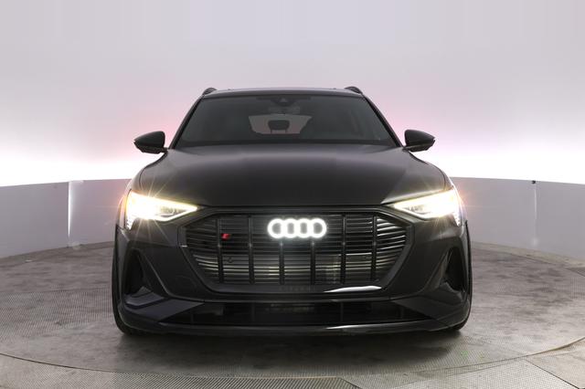 2022 Audi e-tron S