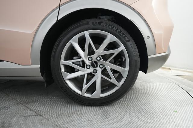2023 Genesis GV60