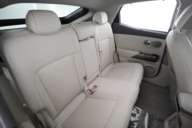 2023 Genesis GV60