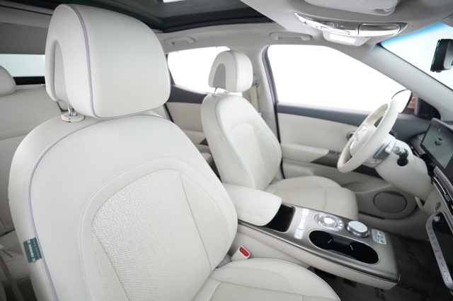 2023 Genesis GV60