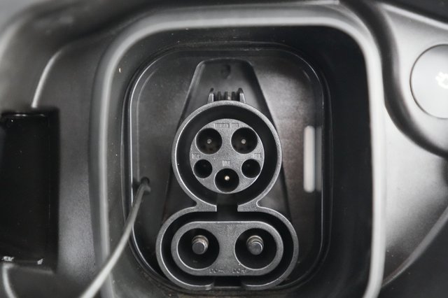 2023 Polestar 2 — photo 8 of 24