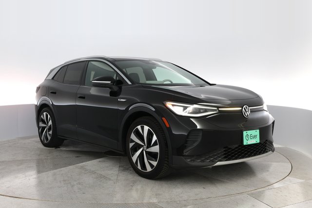 2021 Volkswagen ID.4 — photo 8 of 36
