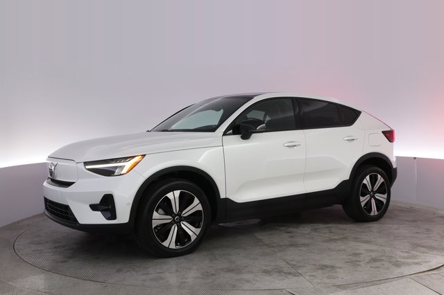 2023 Volvo C40 Recharge — photo 14 of 23