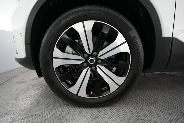 2023 Volvo C40 Recharge — photo 15 of 23