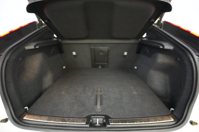 2023 Volvo C40 Recharge — photo 6 of 23