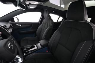 2023 Volvo C40 Recharge — photo 3 of 23