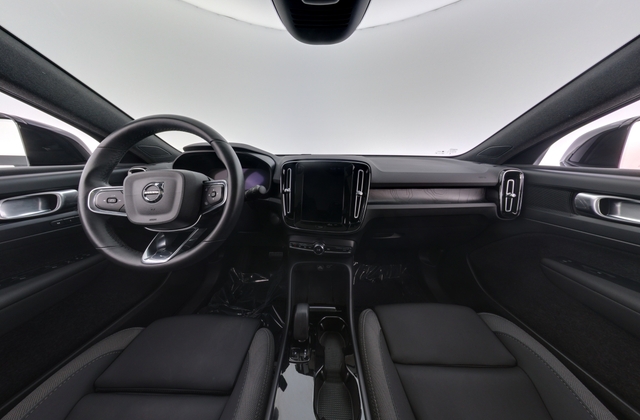 2023 Volvo C40 Recharge