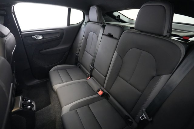 2023 Volvo C40 Recharge — photo 19 of 23