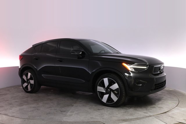 2023 Volvo C40 Recharge — photo 11 of 23
