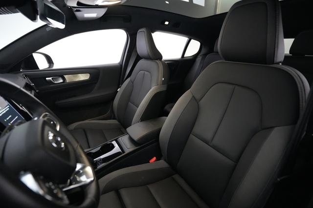 2023 Volvo C40 Recharge