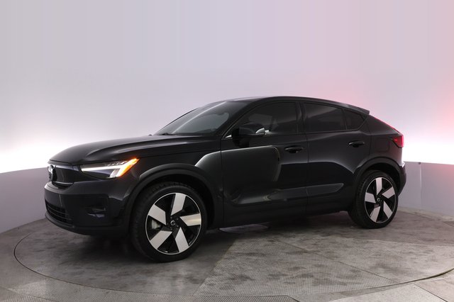 2023 Volvo C40 Recharge — photo 14 of 23