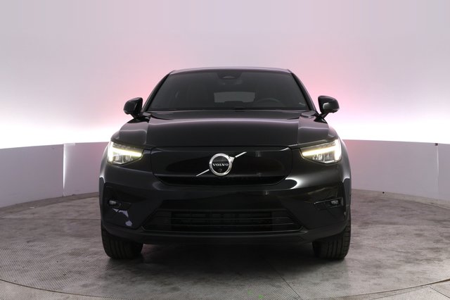 2023 Volvo C40 Recharge — photo 9 of 23