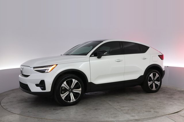 2023 Volvo C40 Recharge — photo 14 of 24
