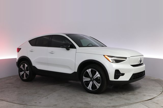 2023 Volvo C40 Recharge — photo 11 of 24