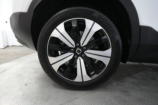 2023 Volvo C40 Recharge — photo 17 of 24