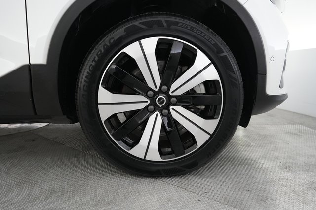 2023 Volvo C40 Recharge — photo 16 of 24
