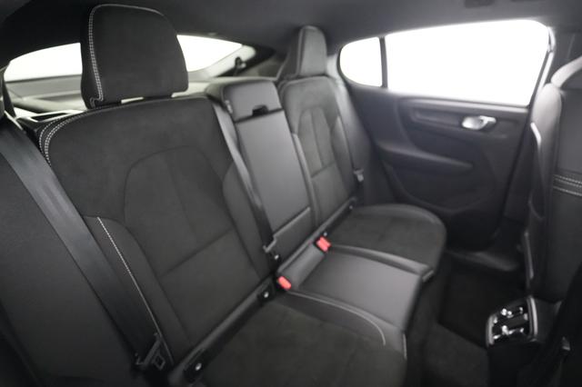 2023 Volvo C40 Recharge — photo 4 of 24
