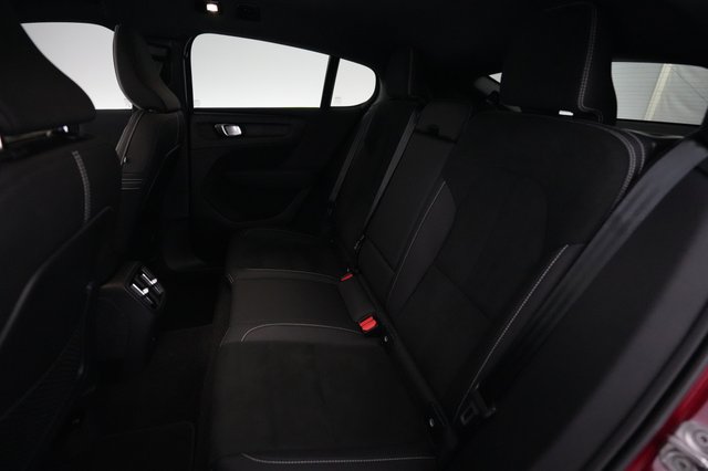 2023 Volvo C40 Recharge — photo 17 of 19