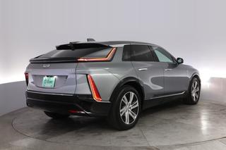2024 Cadillac Lyriq — photo 2 of 21