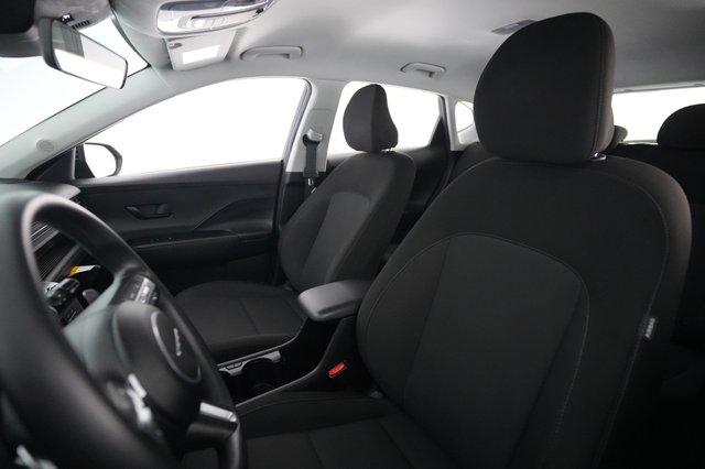 2024 Hyundai Kona Electric — photo 3 of 22