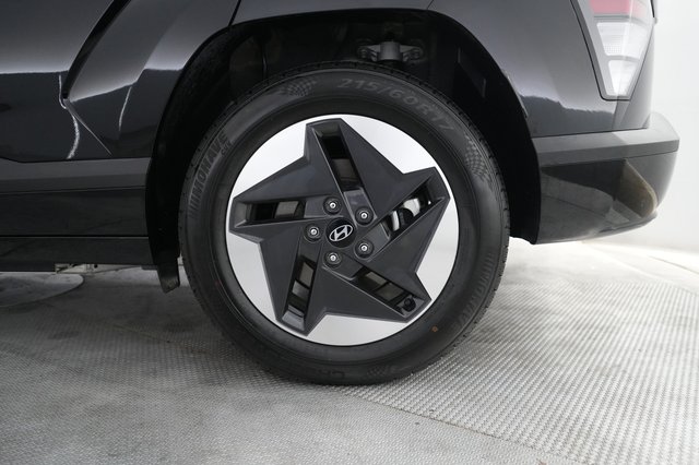 2024 Hyundai Kona Electric — photo 7 of 22