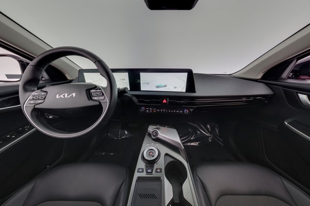 2024 Kia EV6 — photo 20 of 22