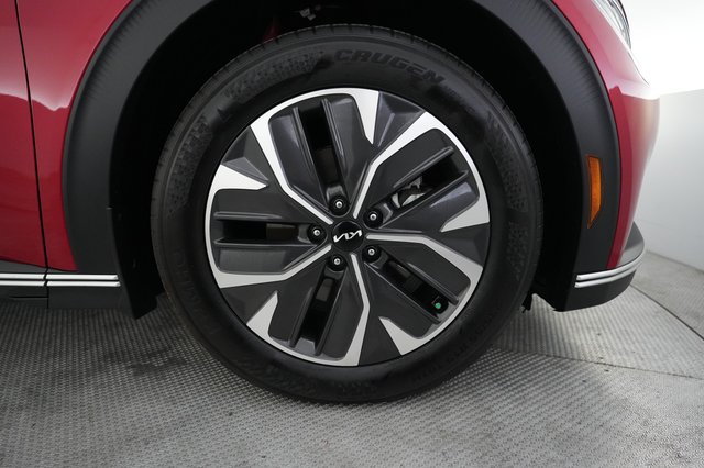 2024 Kia EV6 — photo 16 of 22