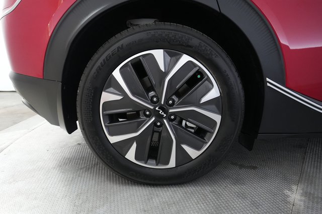 2024 Kia EV6 — photo 17 of 22