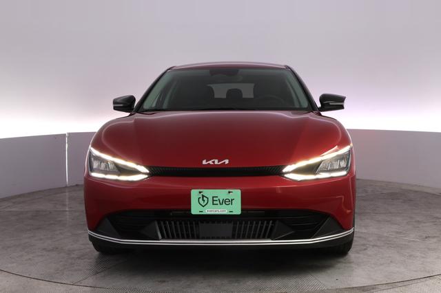 2024 Kia EV6 — photo 9 of 22