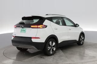 2022 Chevrolet Bolt EUV — photo 2 of 29