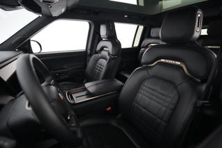 2025 Rivian R1S — photo 3 of 24