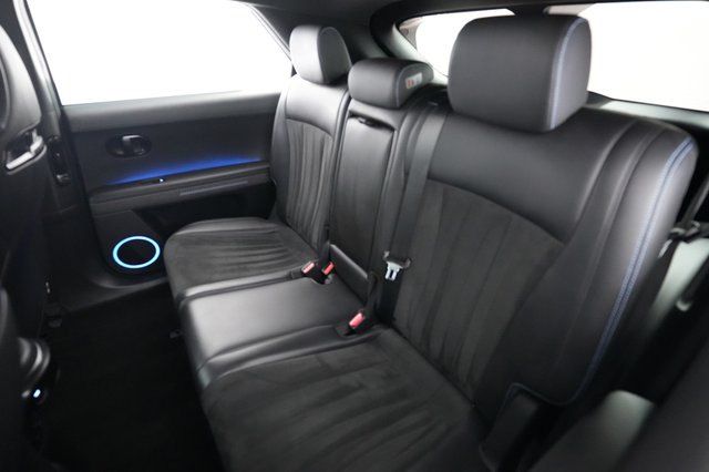 2025 Hyundai IONIQ 5 — photo 19 of 22