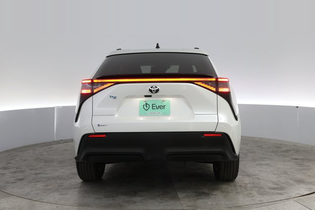 2026 Toyota bZ — photo 12 of 20