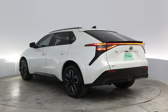 2026 Toyota bZ — photo 13 of 20