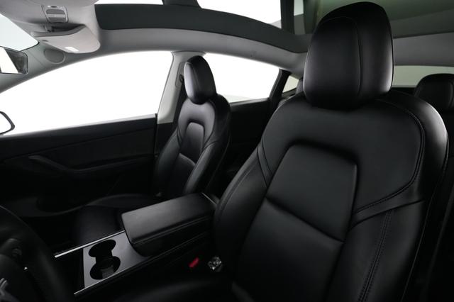 2022 Tesla Model Y — photo 3 of 23
