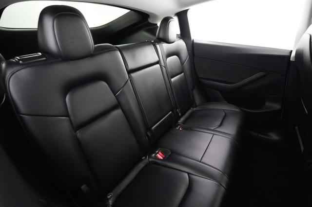 2022 Tesla Model Y — photo 4 of 23