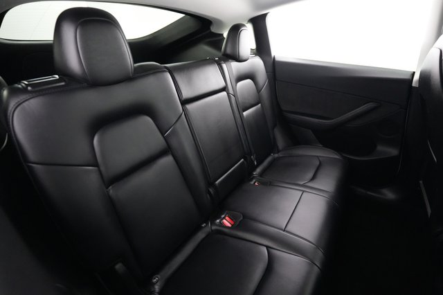 2022 Tesla Model Y — photo 4 of 23