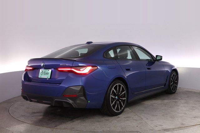 2023 BMW i4 — photo 2 of 20