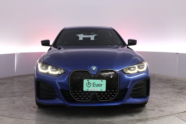 2023 BMW i4 — photo 9 of 20