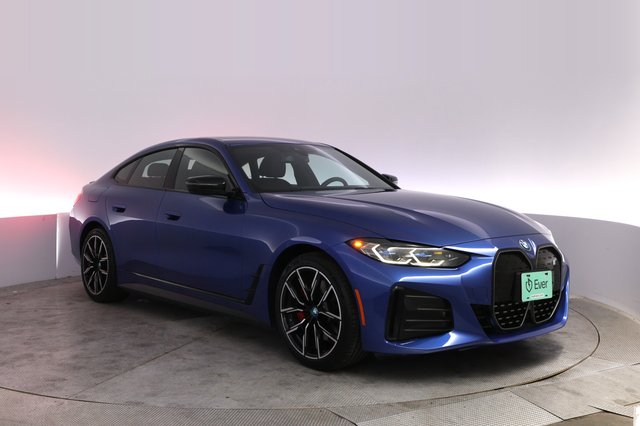 2023 BMW i4 — photo 10 of 20