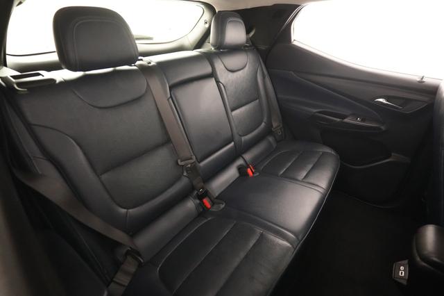 2023 Chevrolet Bolt EUV — photo 4 of 24