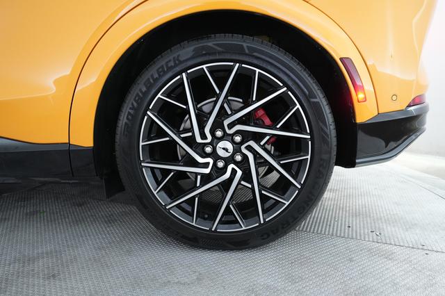2023 Ford Mustang Mach-E — photo 7 of 26