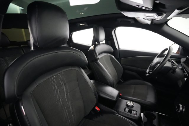 2023 Ford Mustang Mach-E — photo 18 of 26