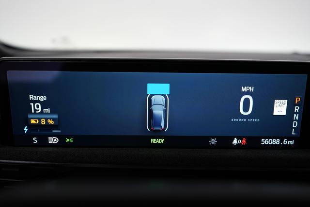 2023 Ford Mustang Mach-E — photo 5 of 26