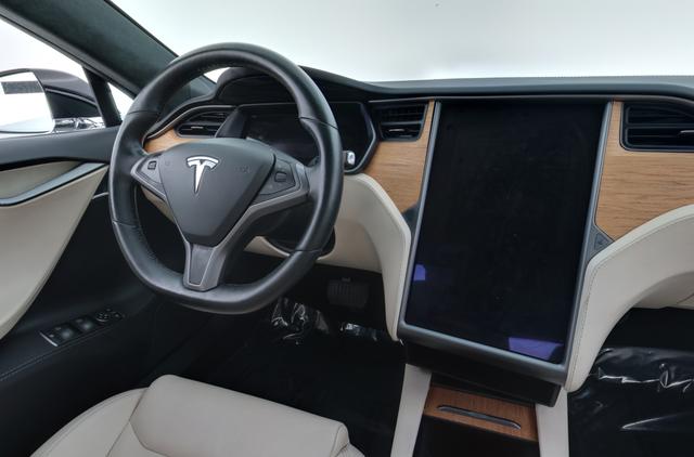2021 Tesla Model S — photo 3 of 22