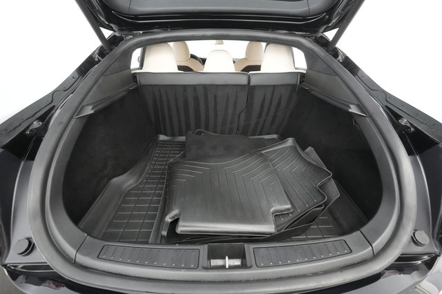 2021 Tesla Model S — photo 17 of 22