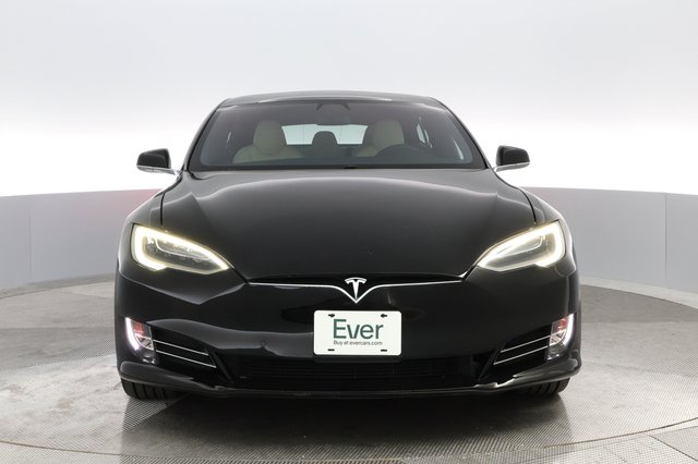 2021 Tesla Model S — photo 6 of 22