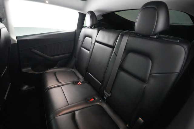 2023 Tesla Model Y — photo 19 of 26
