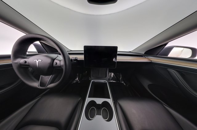 2023 Tesla Model Y — photo 23 of 26